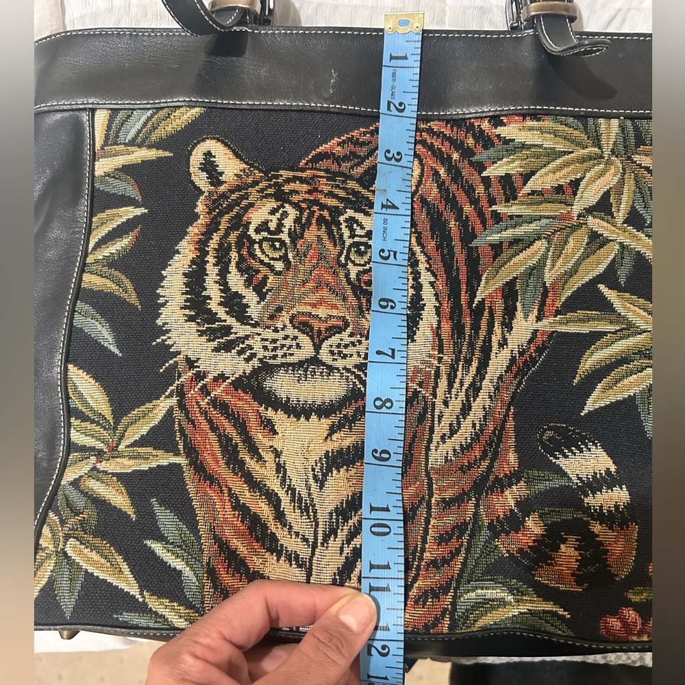 ISABELLA FIORE Vintage Tiger Beaded Tote Y2K Bag - Picture 9 of 14